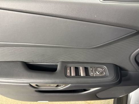 Certified 2026 Lexus ES 350e w/ Convenience Package FWD image 20