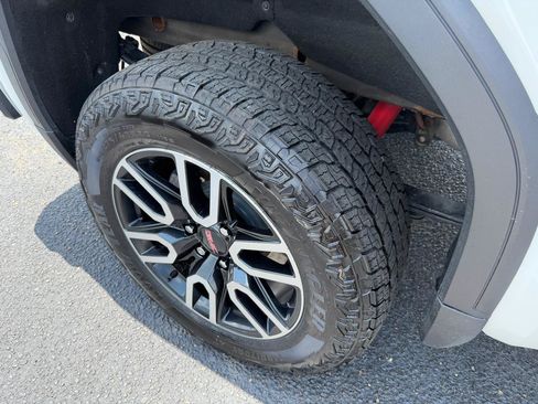 Used 2023 GMC Sierra 1500 AT4 AWD/4WD image 29