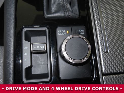 Used 2024 Toyota Sequoia Limited image 24