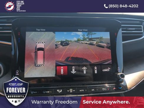 Used 2024 Jeep Grand Wagoneer L 4WD image 25