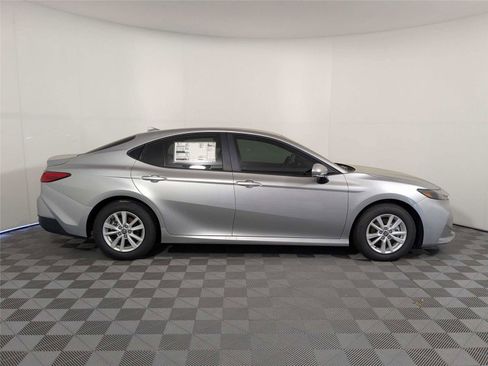 New 2026 Toyota Camry LE FWD image 5
