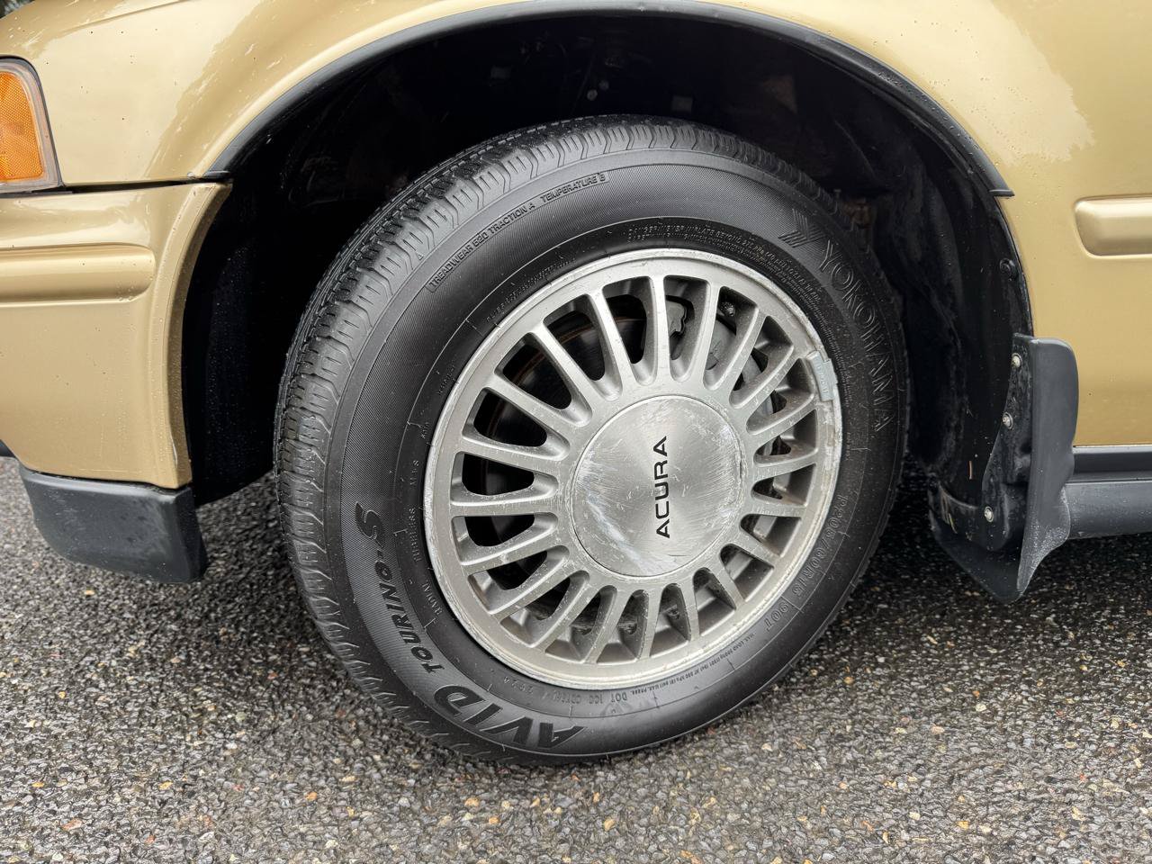 Used 1991 Acura Legend LS FWD image 28