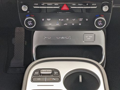 New 2026 Hyundai Ioniq 9 S image 16