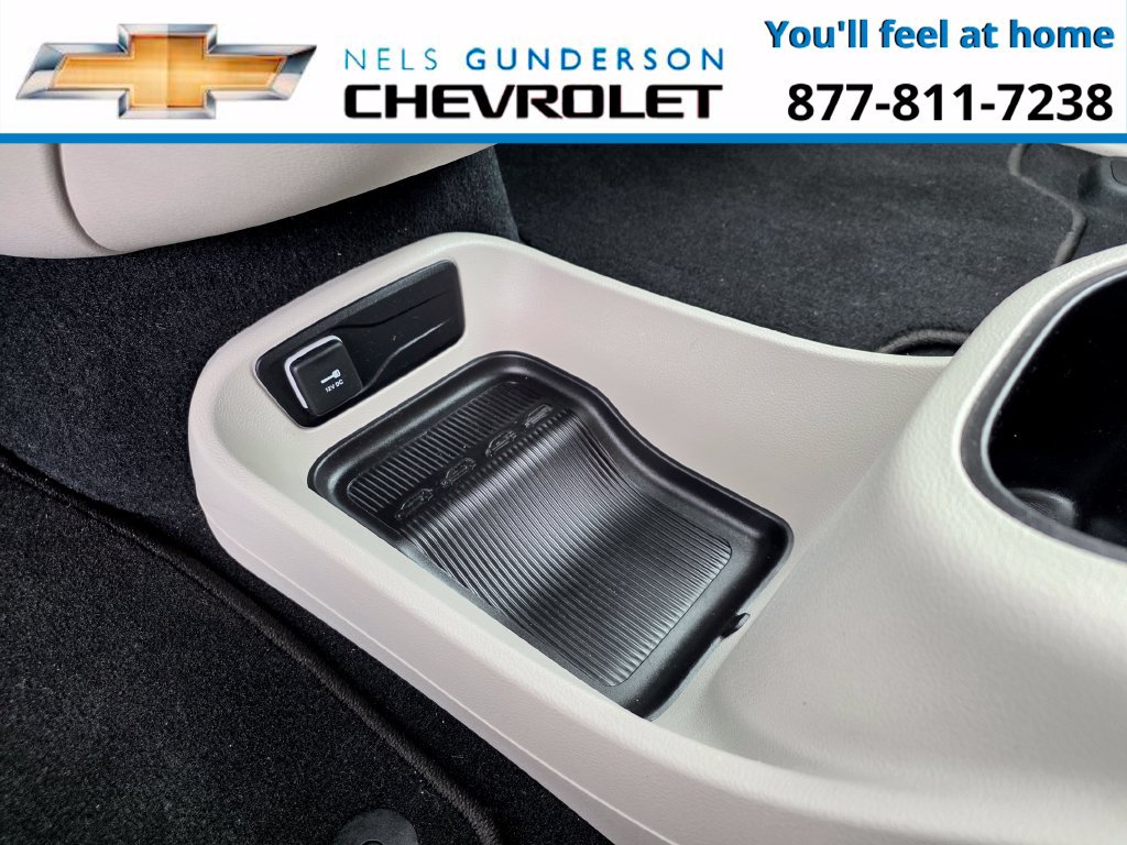 Used 2024 Chrysler Pacifica Touring-L FWD image 30