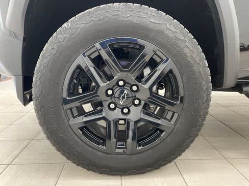 Certified 2023 Chevrolet Colorado Trail Boss w/ Technology Package AWD/4WD image 6