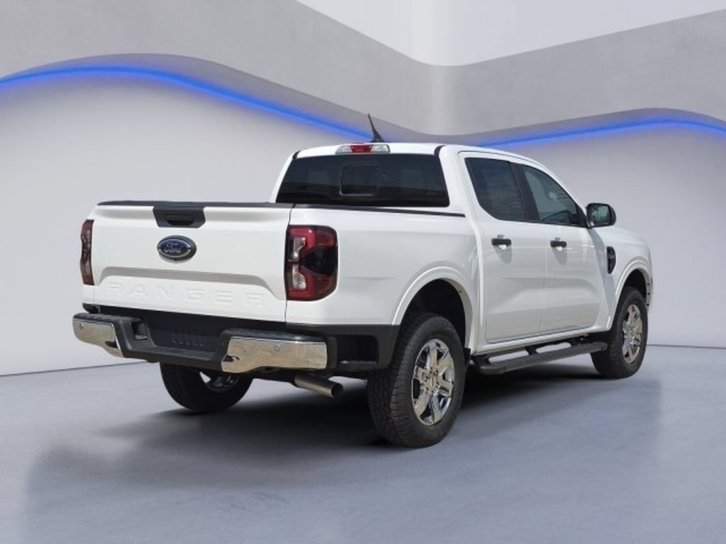 New 2025 Ford Ranger XLT w/ Equipment Group 301A High RWD image 2
