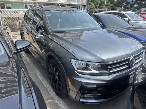 Used 2021 Volkswagen Tiguan SE R-Line FWD image 3