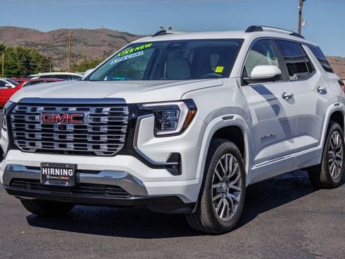 Used 2026 GMC Terrain Denali AWD/4WD image 37