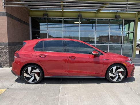 Used 2022 Volkswagen GTI S FWD image 9