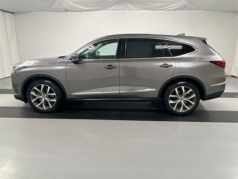 Used 2023 Acura MDX SH-AWD w/ Technology Package image 7
