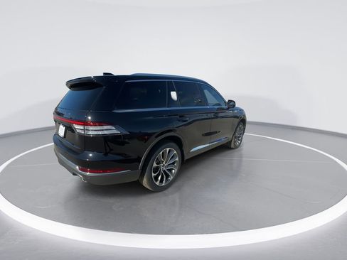 New 2026 Lincoln Aviator Reserve AWD/4WD image 8