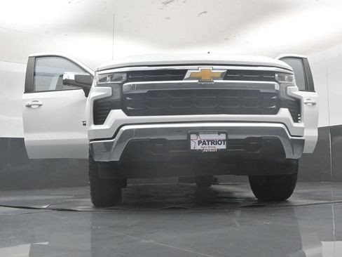 Used 2023 Chevrolet Silverado 1500 LT w/ Z71 Off-Road Package AWD/4WD image 64