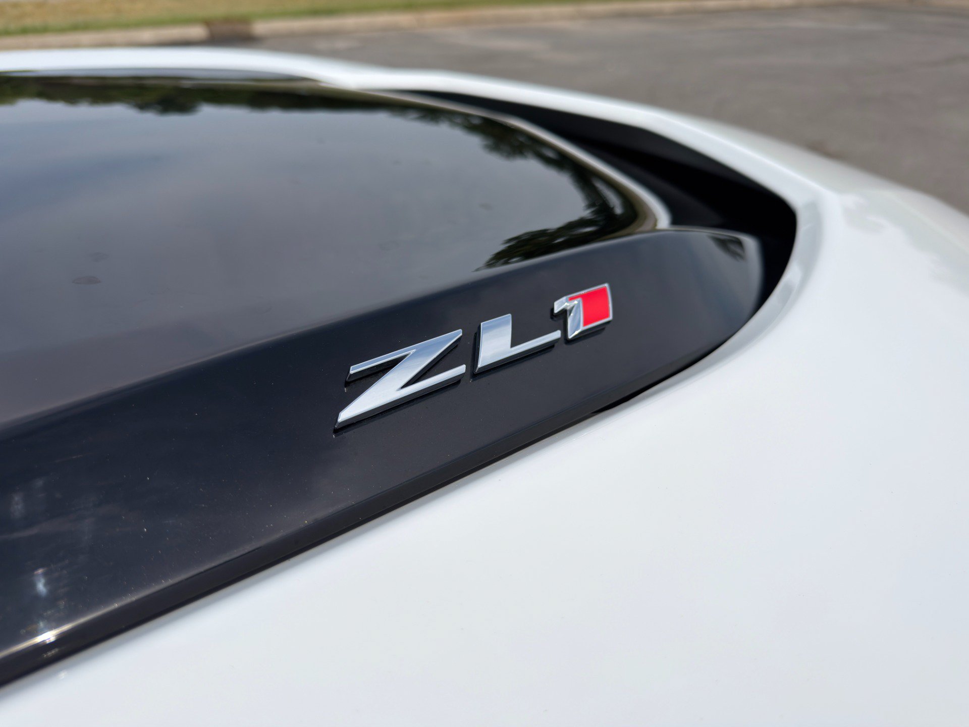 Used 2017 Chevrolet Camaro ZL1 RWD image 81