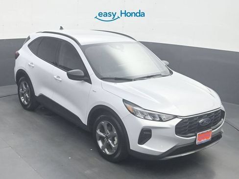 Used 2025 Ford Escape ST-Line FWD image 19