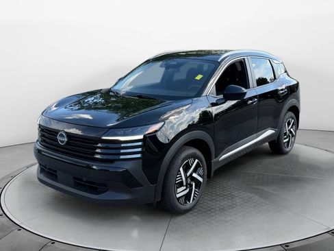 Certified 2026 Nissan Kicks SV w/ SV Premium Package FWD image 3