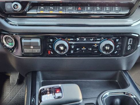 Used 2026 Chevrolet Silverado 1500 ZR2 w/ LPO, Dark Essentials Package AWD/4WD image 17