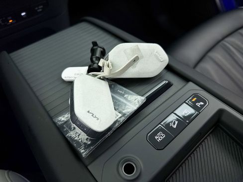 Used 2024 Kia EV9 GT-Line image 43