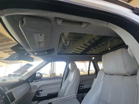 Used 2016 Land Rover Range Rover Supercharged image 16