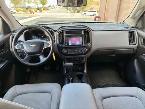 Used 2017 Chevrolet Colorado W/T w/ WT Convenience Package image 17