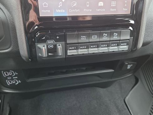 New 2026 RAM 3500 Tradesman AWD/4WD image 18