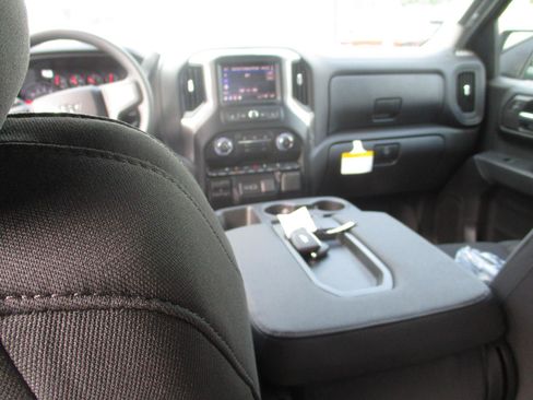New 2026 Chevrolet Silverado 1500 Custom Trail Boss w/ Dark Appearance Package AWD/4WD image 14