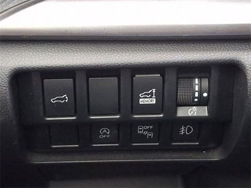 Used 2019 Subaru Forester Premium image 25