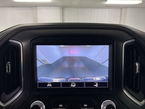 Used 2022 GMC Sierra 1500 AT4 w/ AT4 Preferred Package AWD/4WD image 15