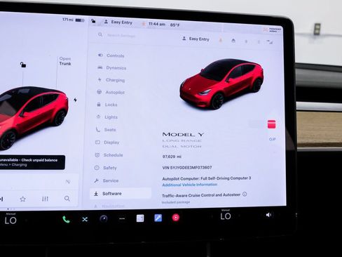 Used 2021 Tesla Model Y Long Range AWD/4WD image 19