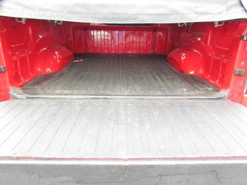 Used 2019 RAM 1500 Laramie image 26