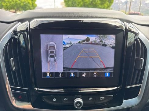 Certified 2022 Chevrolet Traverse Premier w/ Redline Edition AWD/4WD image 27
