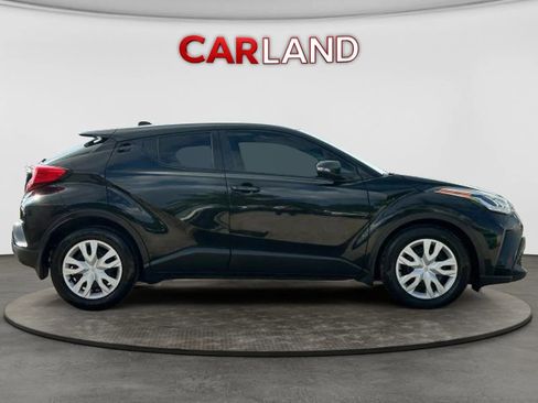 Used 2021 Toyota C-HR LE FWD image 8