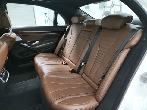 Used 2019 Mercedes-Benz S 450 Sedan image 26