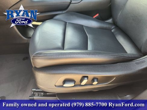Used 2023 Cadillac XT5 Premium Luxury w/ Technology Package FWD image 17