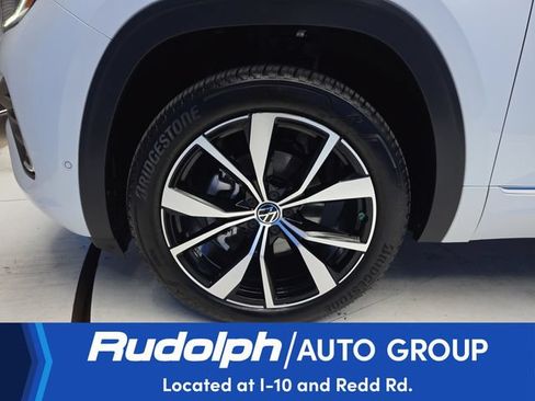 Used 2026 Volkswagen Atlas SEL Premium R-Line AWD/4WD image 34