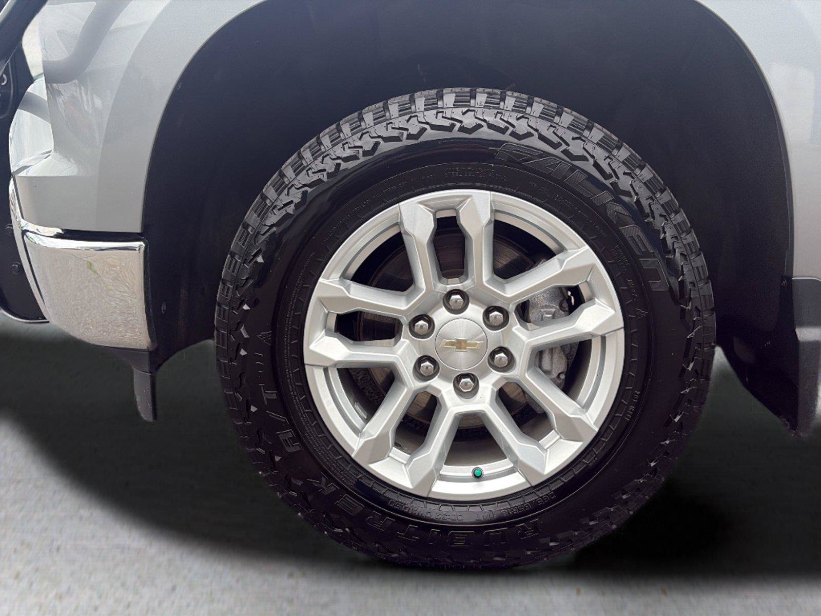 Used 2023 Chevrolet Silverado 1500 LT AWD/4WD image 49