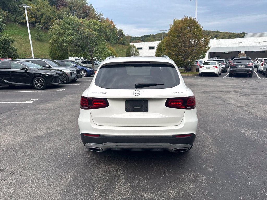 Used 2021 Mercedes-Benz GLC 300 4MATIC image 4