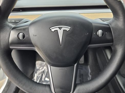 Used 2022 Tesla Model 3 RWD image 15