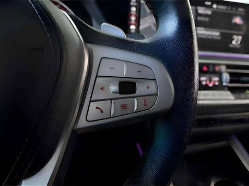 Used 2021 BMW X7 xDrive40i image 21