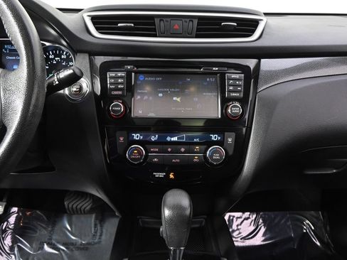 Used 2016 Nissan Rogue SL w/ SL Premium Package AWD/4WD image 27