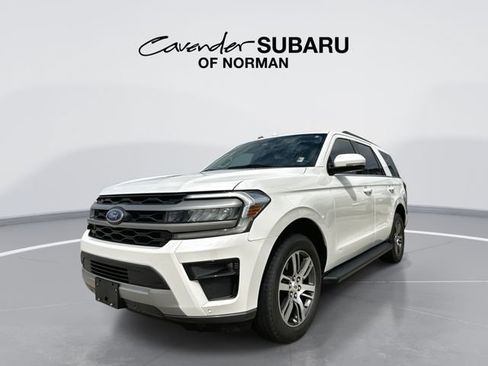 Used 2024 Ford Expedition XLT RWD image 1