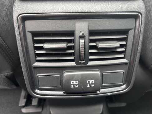 Used 2023 Subaru Forester Sport image 14