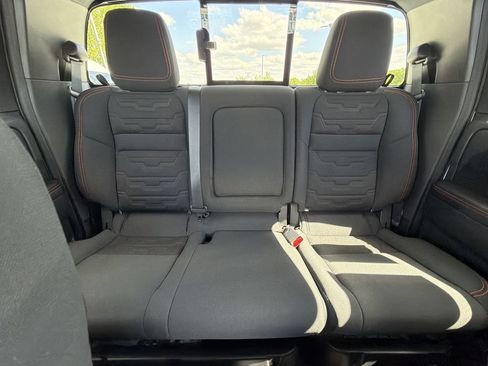 Used 2025 Nissan Frontier PRO-4X AWD/4WD image 27