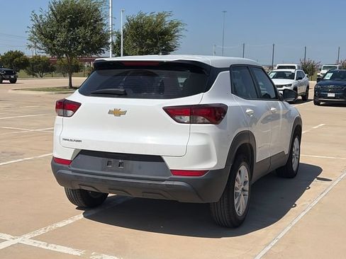 Used 2021 Chevrolet TrailBlazer LS FWD image 7