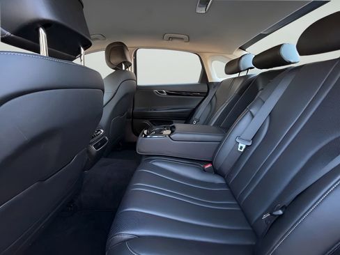 Used 2023 Genesis G80 2.5T image 16