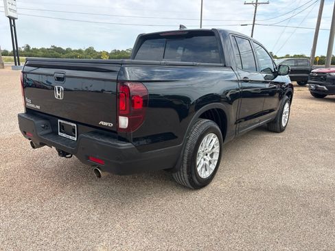Used 2021 Honda Ridgeline Black Edition image 6