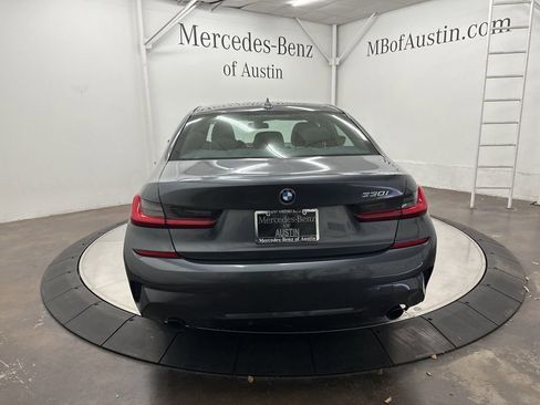 Used 2021 BMW 330i Sedan w/ M Sport Package image 6
