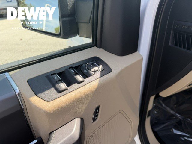 Used 2020 Ford F150 XLT w/ Equipment Group 302A Luxury AWD/4WD image 11