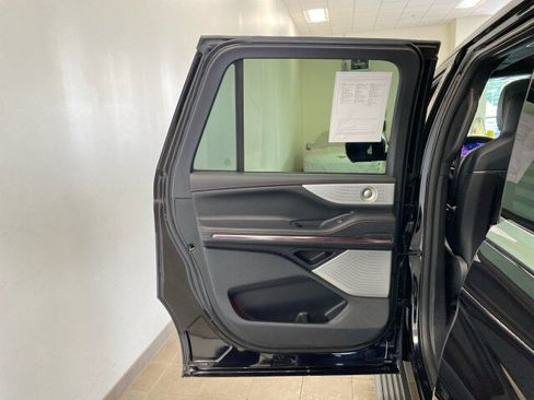 Used 2026 Lincoln Navigator L Black Label AWD/4WD image 11