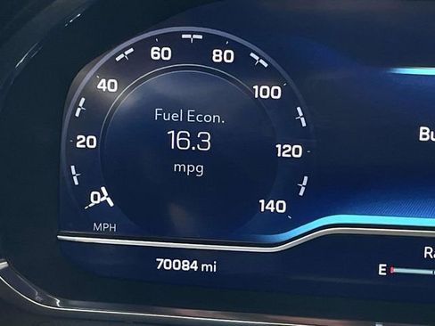 Used 2024 Chevrolet Tahoe Z71 w/ Luxury Package image 24