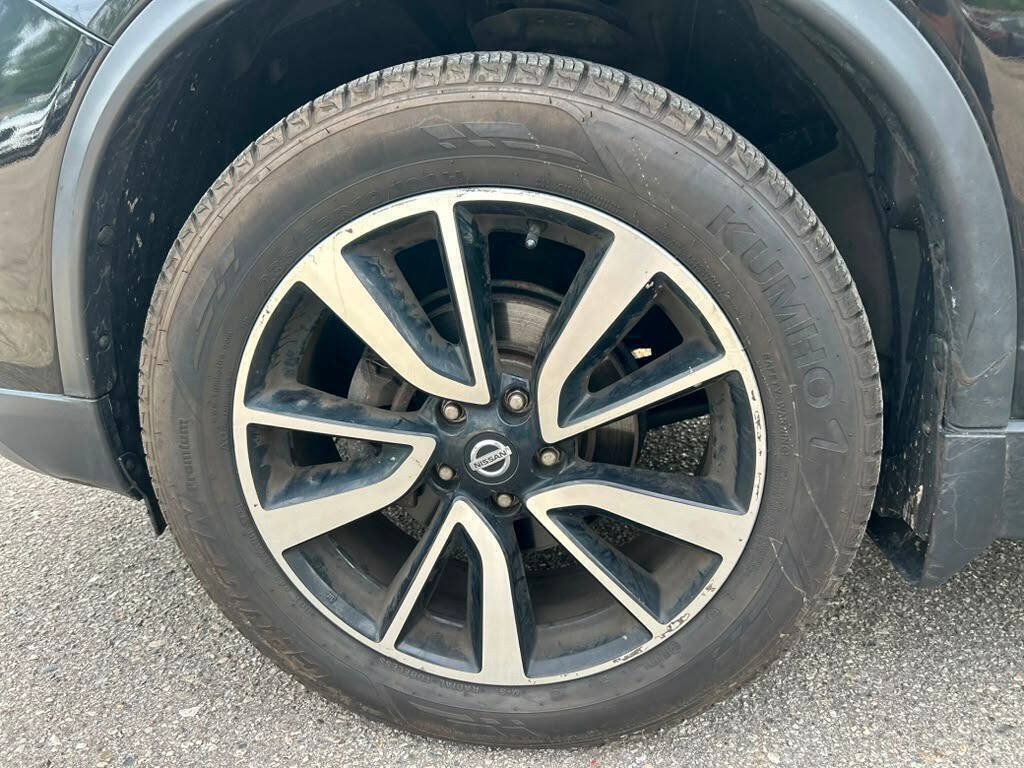 Used 2019 Nissan Rogue SL w/ Premium Package AWD/4WD image 9